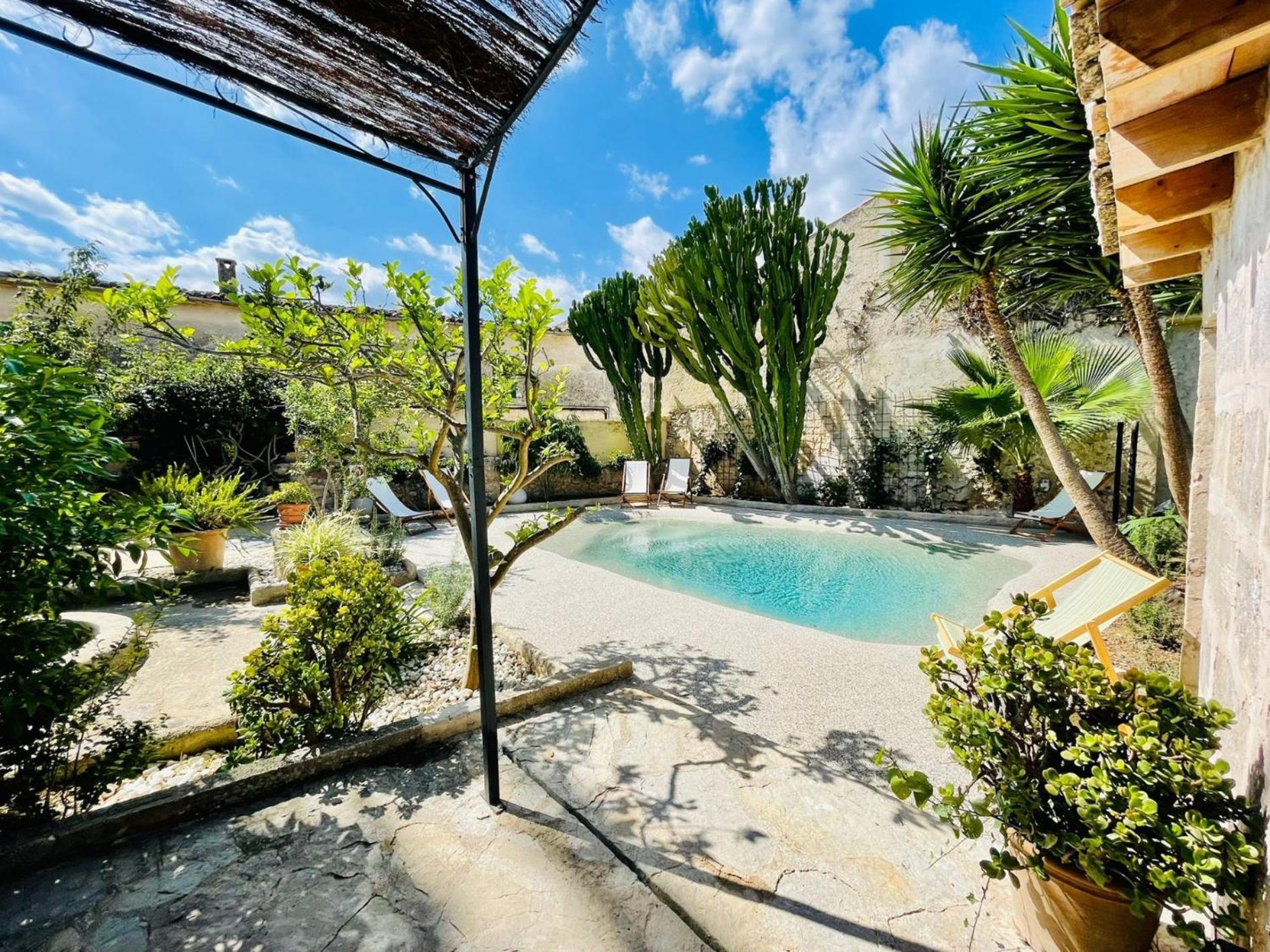 Leon De Sineu Villa Exterior foto